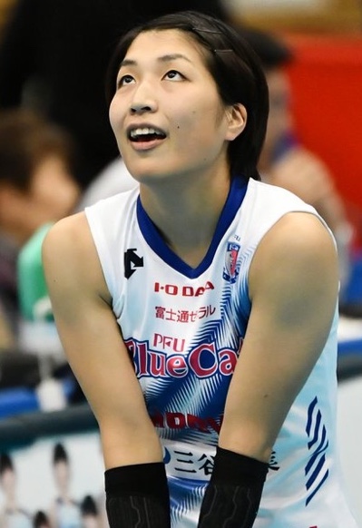 11 Ayaka Horiguchi (C)