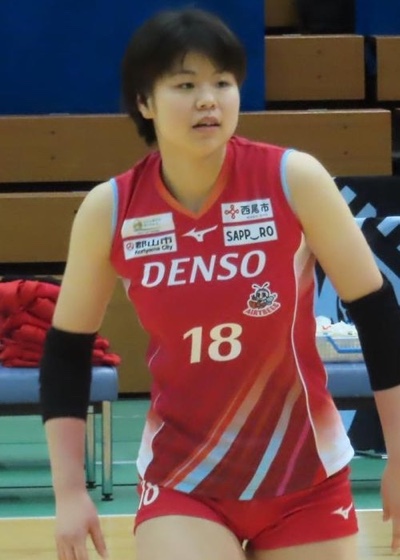 18 Yoshino Sato *