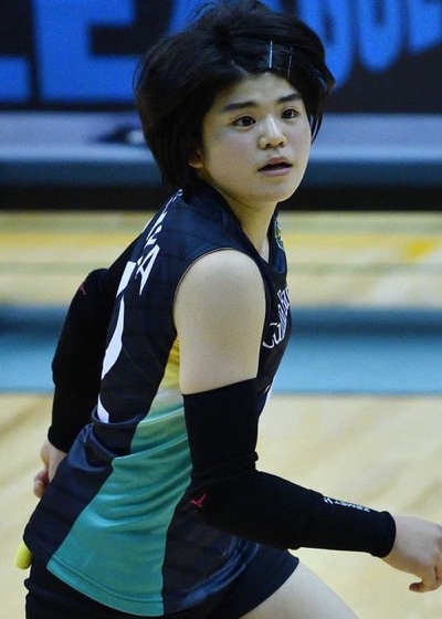 12 Chika Kobayashi *