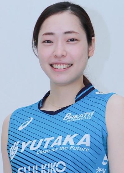 7 Yuna Hirai