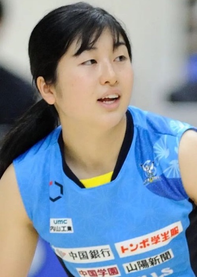 27 Yoshie Narasaki