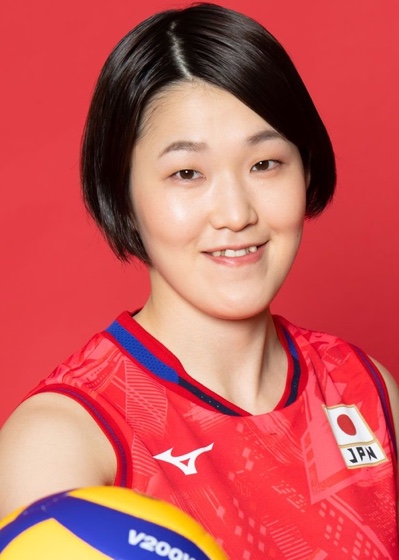 17 Arisa Inoue