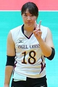 18 Akari Tokuishi